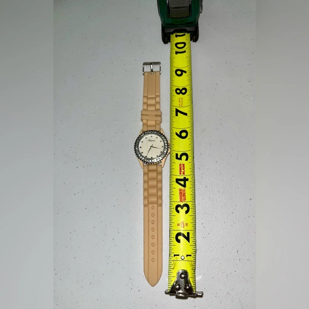 💜 NIBag Geneva Gemmed Ladies Analog Watch